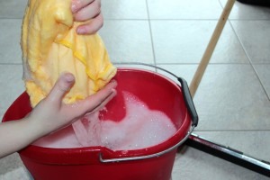 putz-bucket-1290940_1920